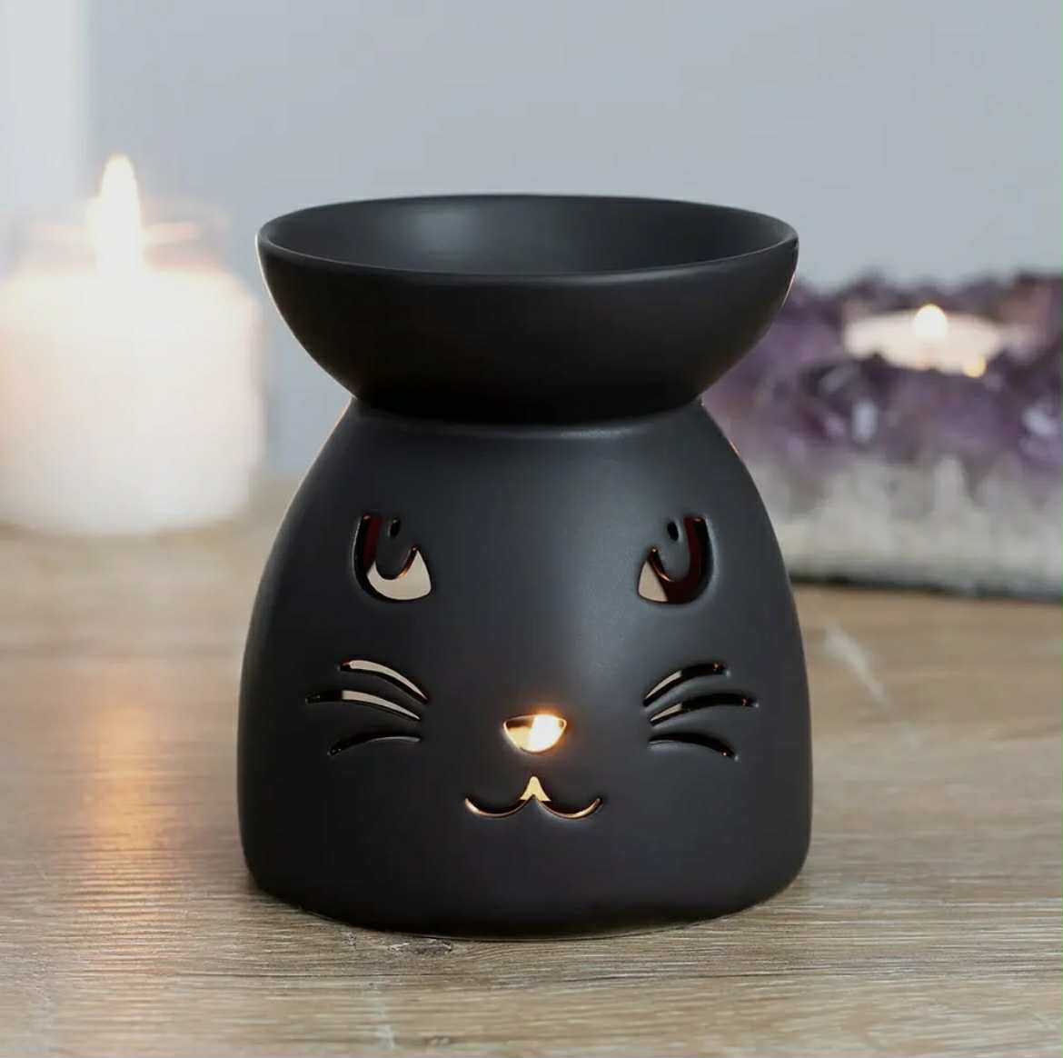 Waxbrander Black Cat